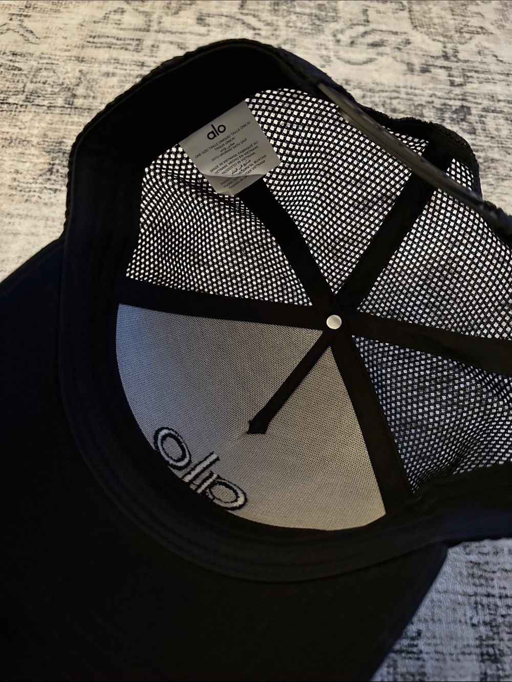 ALO Yoga Black District Trucker Cap - Picture 3 of 5